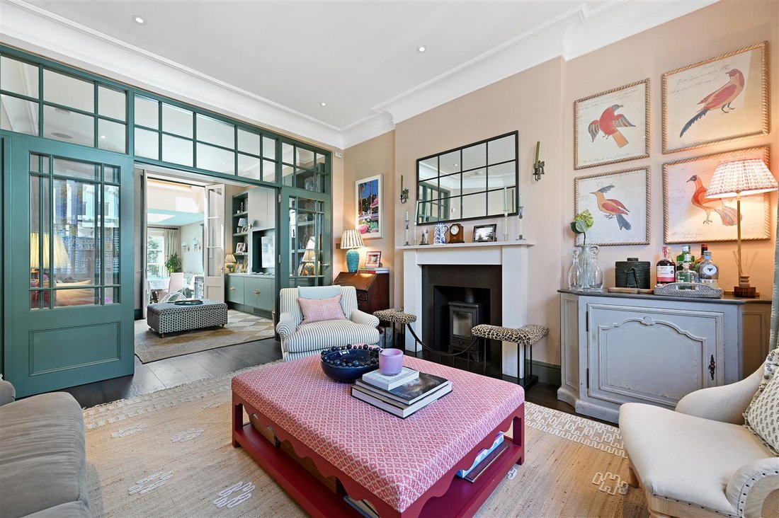 House in Barons Court, Hammersmith and Fulham, England 2 - 19094652