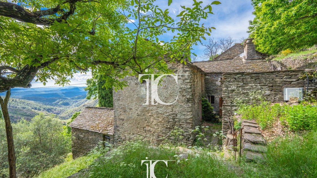House in Les Vans, Auvergne-Rhône-Alpes, France 4 - 19097913