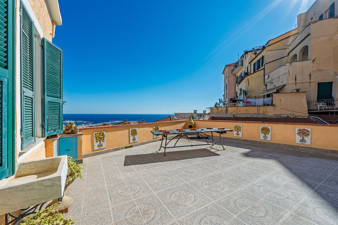 Appartamento a Porto Maurizio, Imperia, Liguria 4 - 19097499