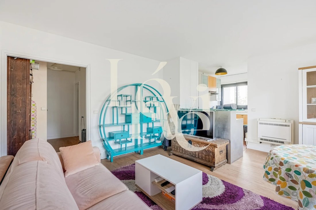 Apartment in Nationale-Deux Moulins, Paris 13e Arrondissement, Paris 3 - 19095523