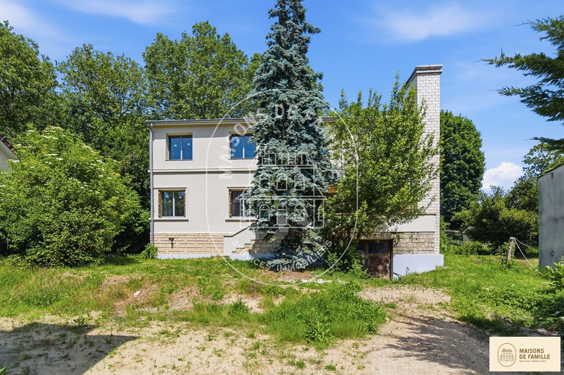 Villa in Le Village, Louveciennes, France 2 - 19098525