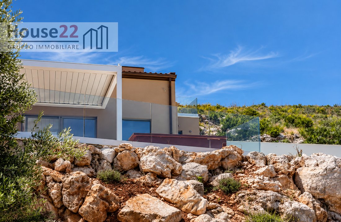 Villa in Castellammare del Golfo, Sicily, Italy 3 - 19098181