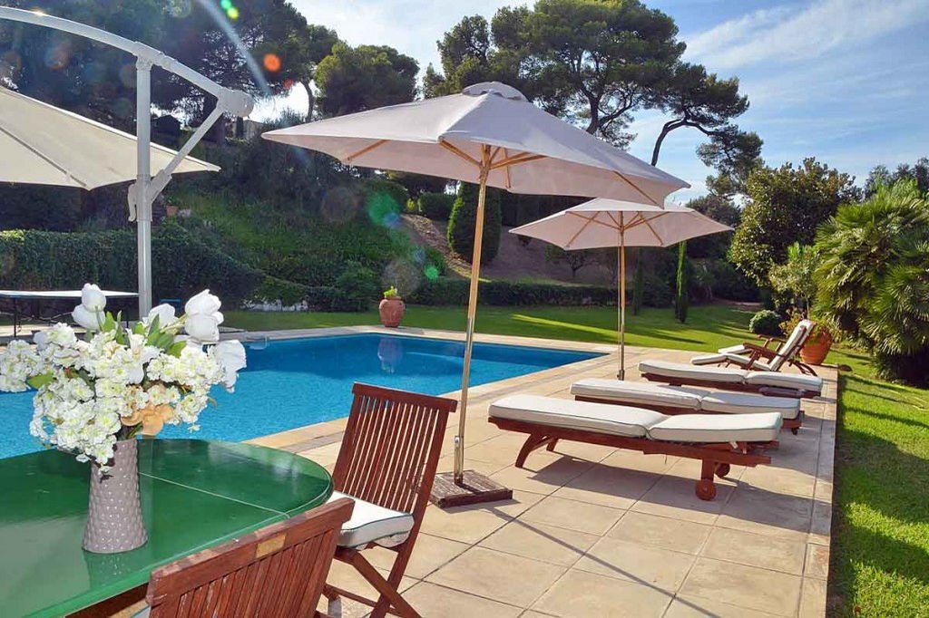 Villa in Antibes, Provence-Alpes-Côte d'Azur, France 2 - 19094934