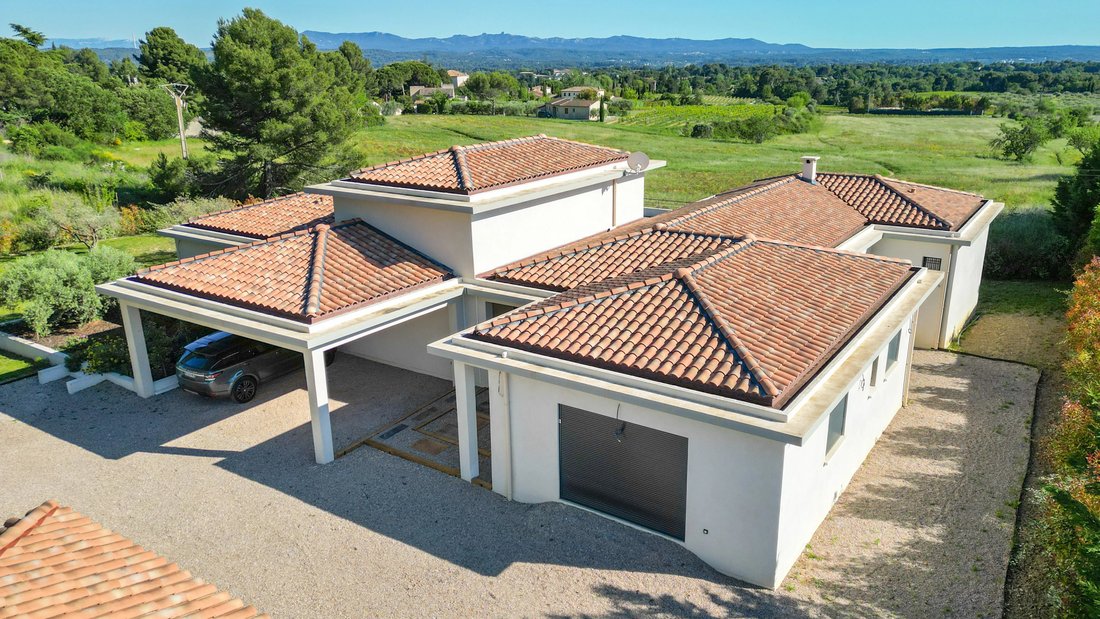 Estate in Granettes-Jauberte-Sainte Anne, Aix-en-Provence, France 2 - 19094875