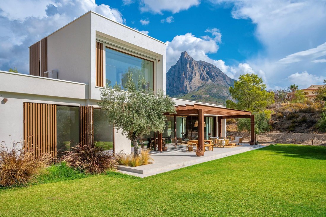 Villa in Finestrat, Valencian Community, Spain 3 - 19096717