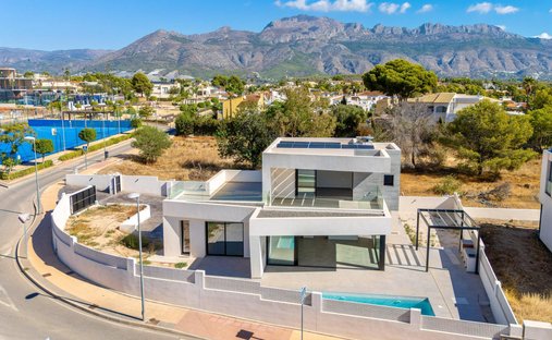 Villa in la Nucia, Valencian Community, Spain 1
