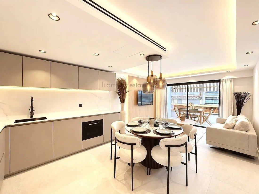 Appartamento a Cannes, Provenza-Alpi-Costa Azzurra, Francia 1 - 18223768