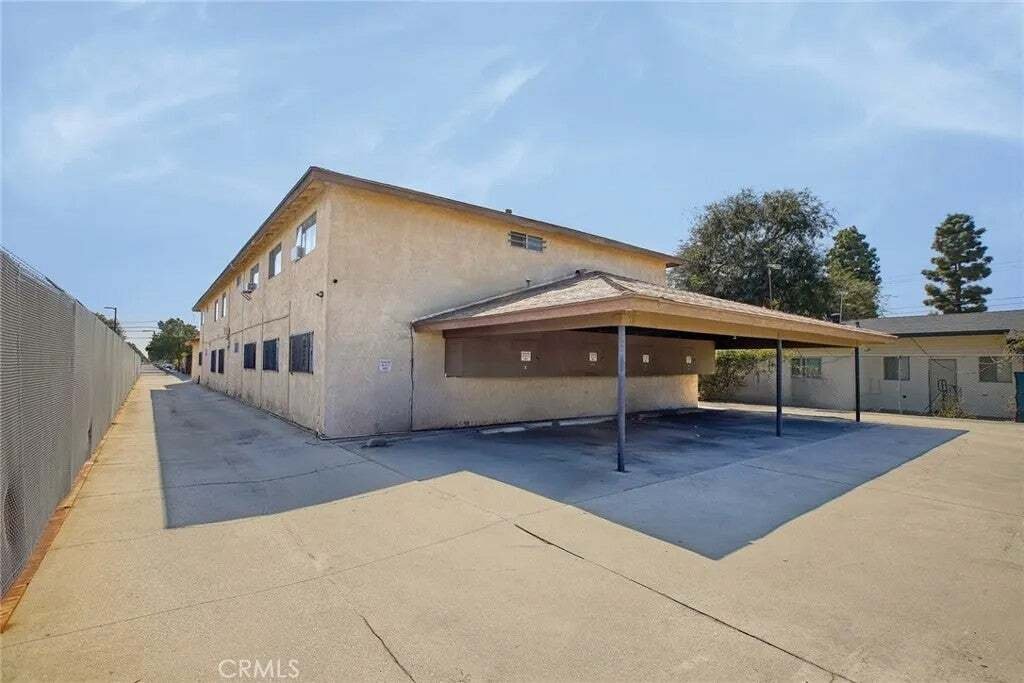 Downey, California, United States 3 - 19097166
