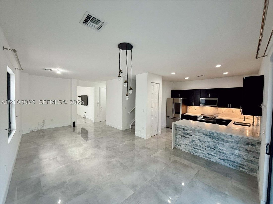 House in North Miami Beach, Florida, United States 3 - 19097040