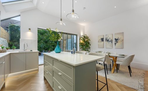 House in Brook Green, Hammersmith and Fulham, England 1
