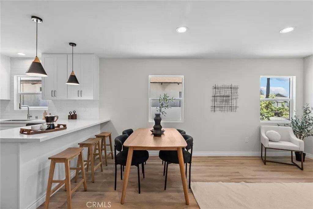 Condo in Los Angeles, California, United States 5 - 19097215