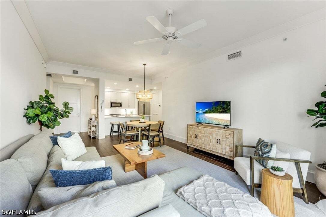 Condo in Naples, Florida, United States 4 - 19096623