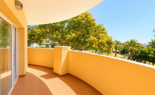 Wohnung in Cancelada, Estepona, Andalusien 1