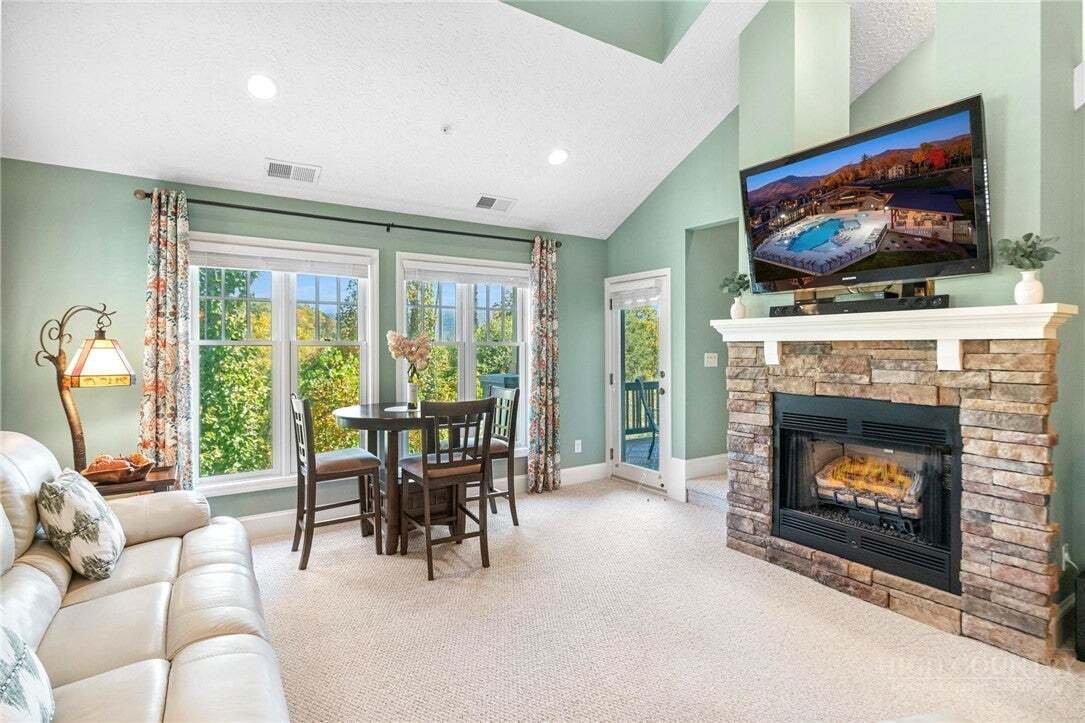 Condo in Boone, North Carolina, United States 3 - 19094044