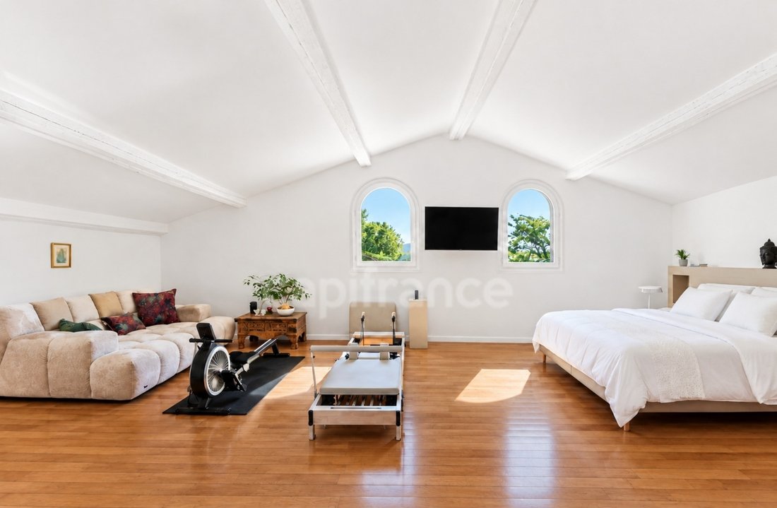 House in Mougins, Provence-Alpes-Côte d'Azur, France 4 - 19097984