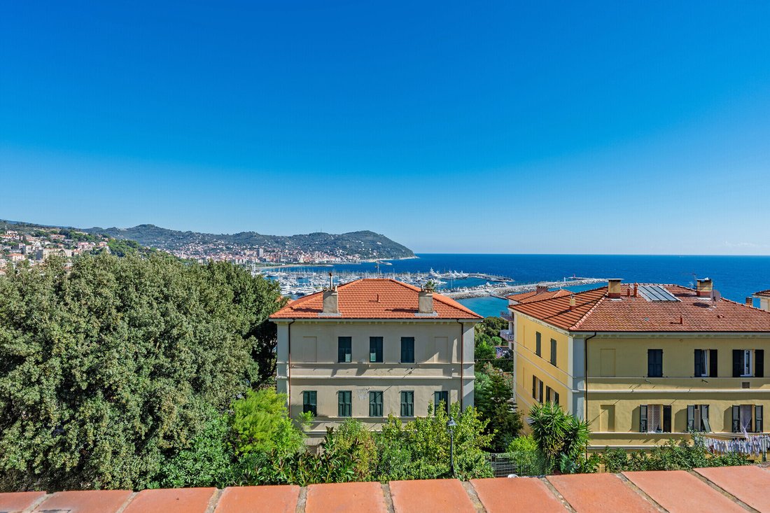 Appartamento a Porto Maurizio, Imperia, Liguria 5 - 19097499