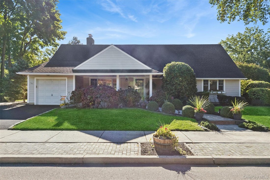 Casa a Garden City, New York, Stati Uniti 1 - 19094424