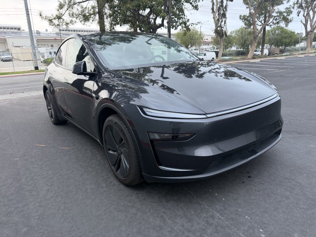 Tesla Model Y in San Diego, CA, United States 2 - 19094283