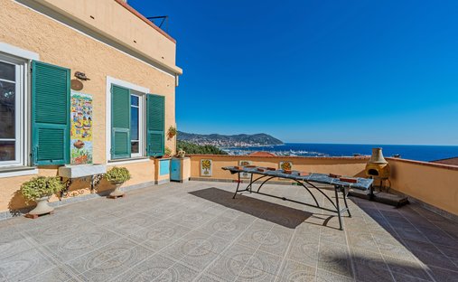 Appartamento a Porto Maurizio, Imperia, Liguria 1