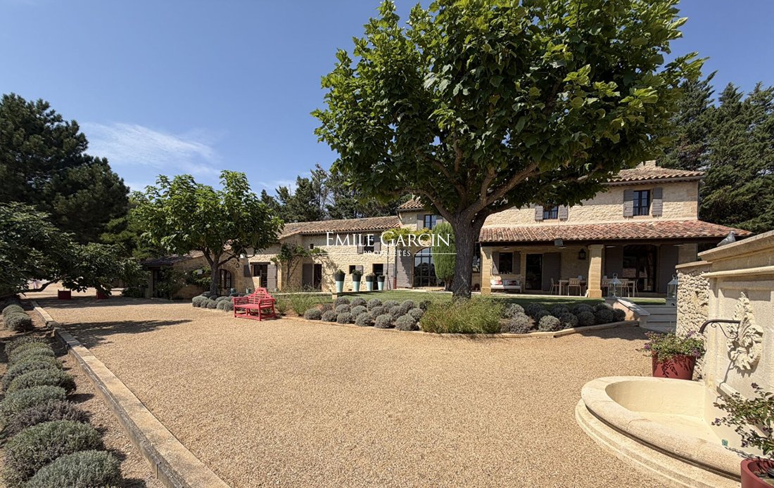 Villa à Granettes-Jauberte-Sainte Anne, Aix-en-Provence, France 3 - 19098536