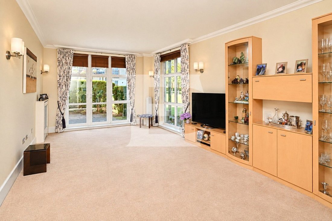 Apartment in Mill Hill, Barnet, England 5 - 19094214