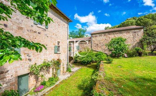 Casa a Vinezac, Auvergne-Rodano-Alpi, Francia 1