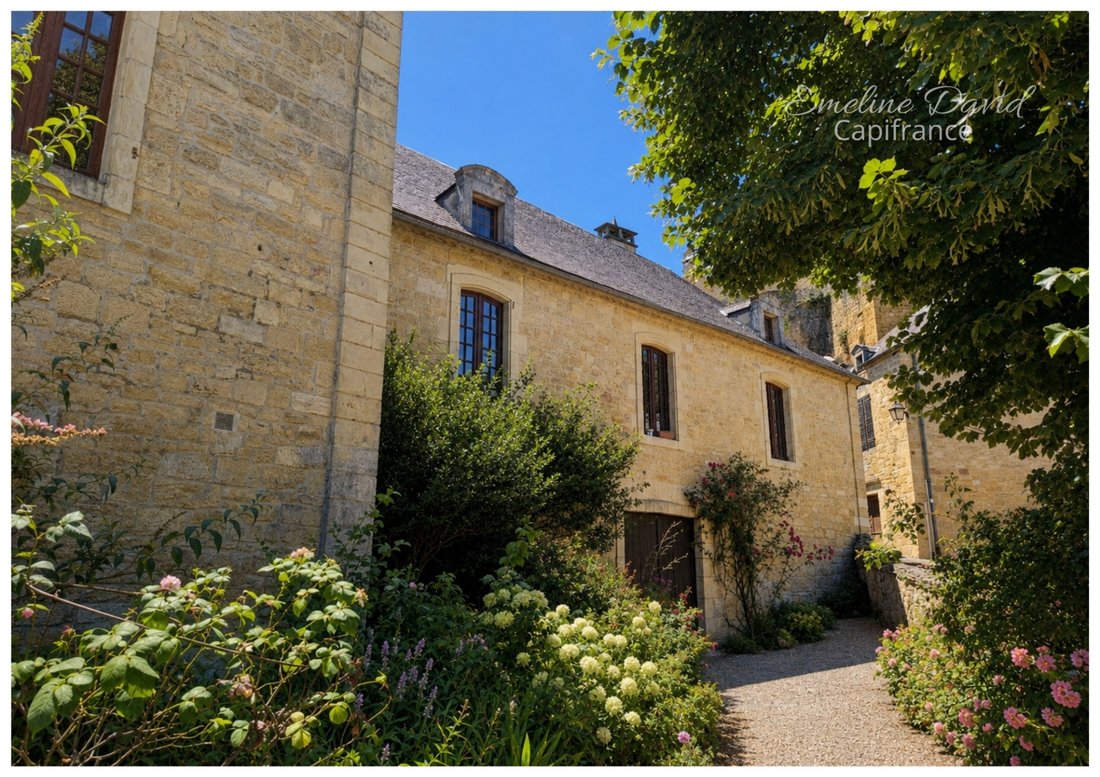 Casa a Salignac-Eyvigues, Nuova Aquitania, Francia 2 - 19097964