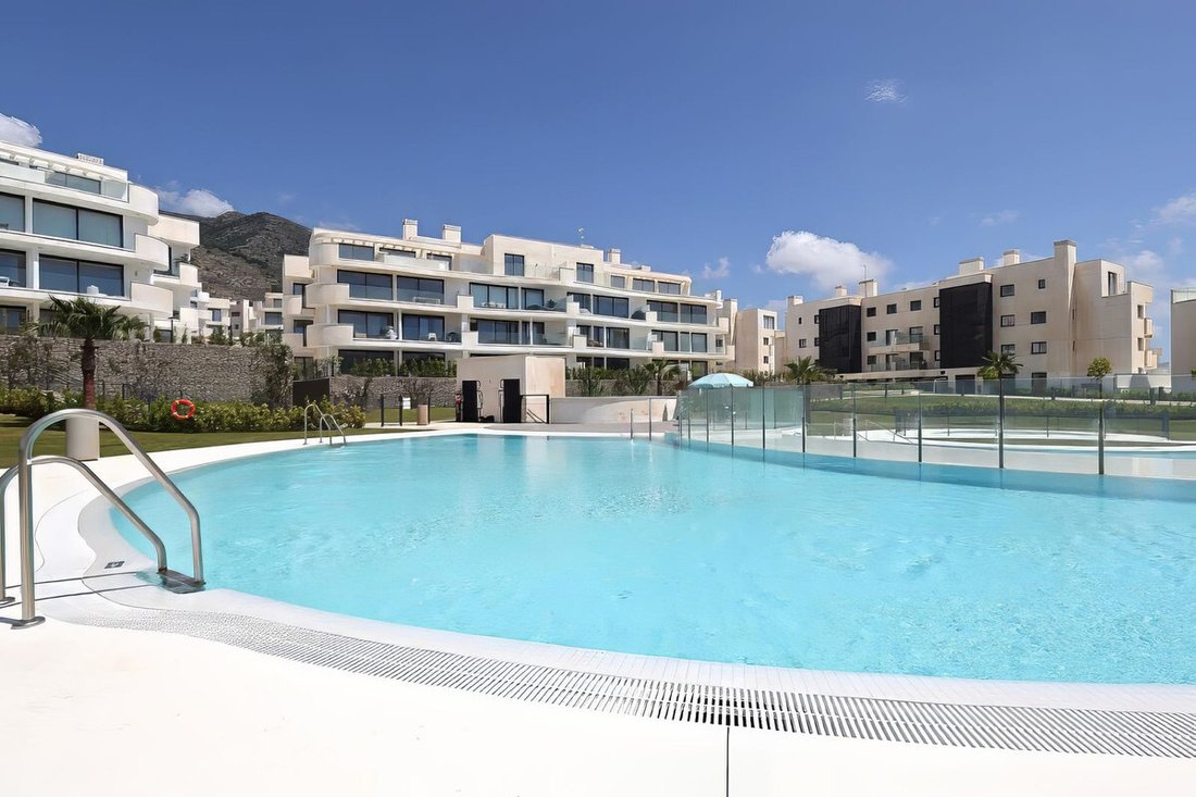 Appartamento a Fuengirola, Andalusia, Spagna 1 - 19095229