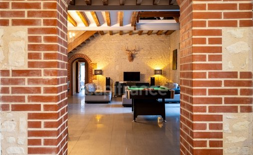 Maison à Chinon, Centre-Val de Loire, France 1