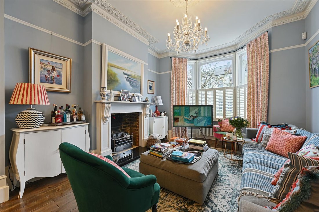 House in Shepherds Bush, Hammersmith and Fulham, England 3 - 19094327
