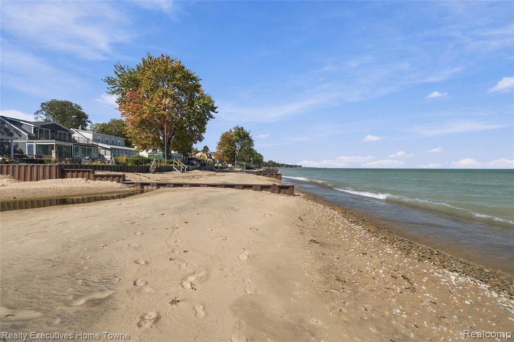 Casa a Port Huron, Michigan, Stati Uniti 2 - 19097372