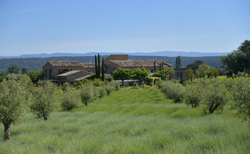 Domaine à Oppède, Provence-Alpes-Côte d'Azur, France 1
