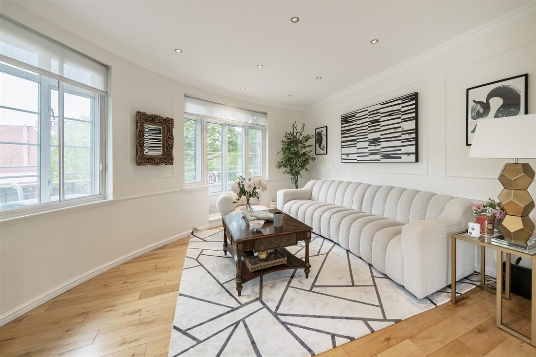 Apartment in Barons Court, Hammersmith and Fulham, England 2 - 19094587