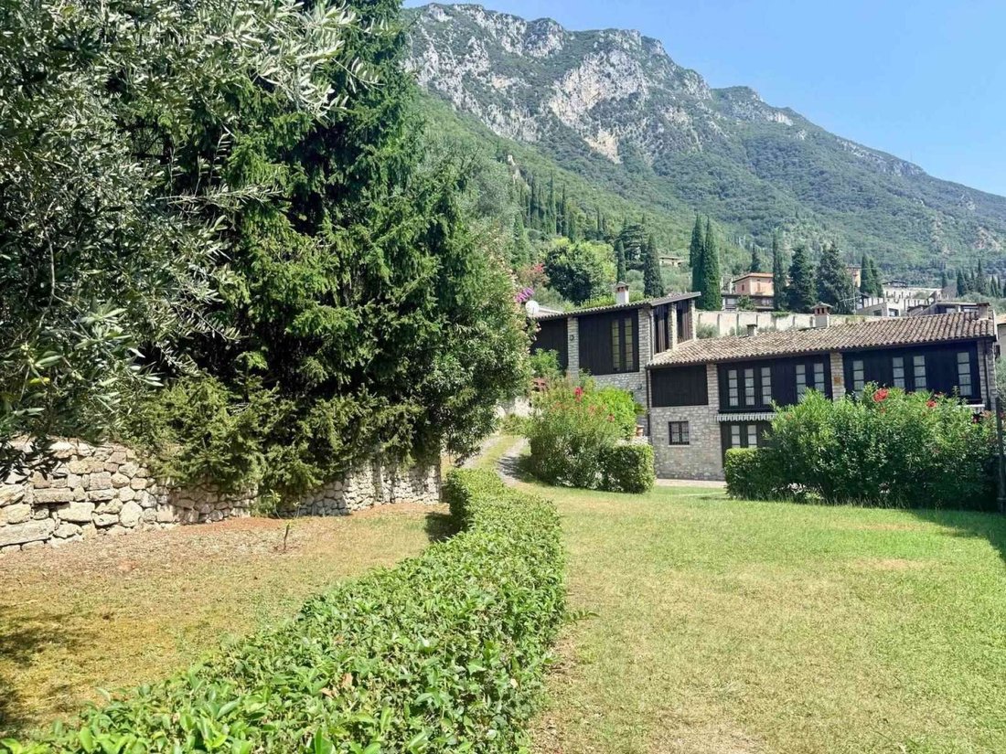 Villa en Gargnano, Lombardía, Italia 1 - 19095200