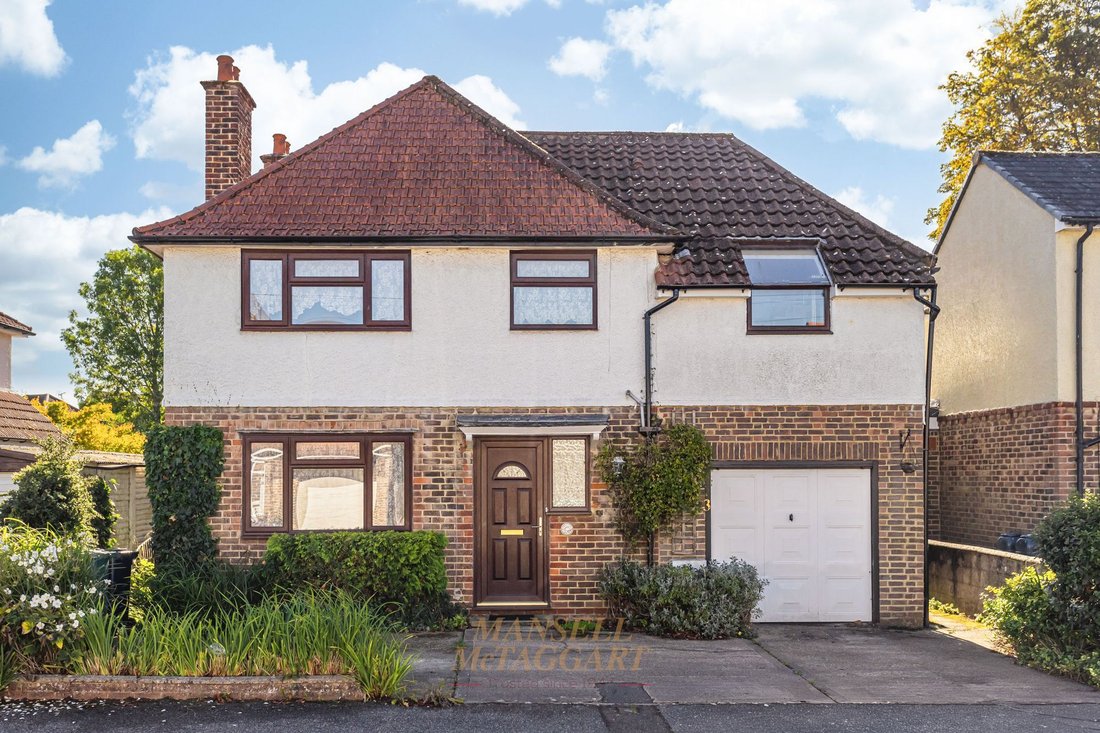 House in Merstham, Reigate and Banstead, England 1 - 19095464