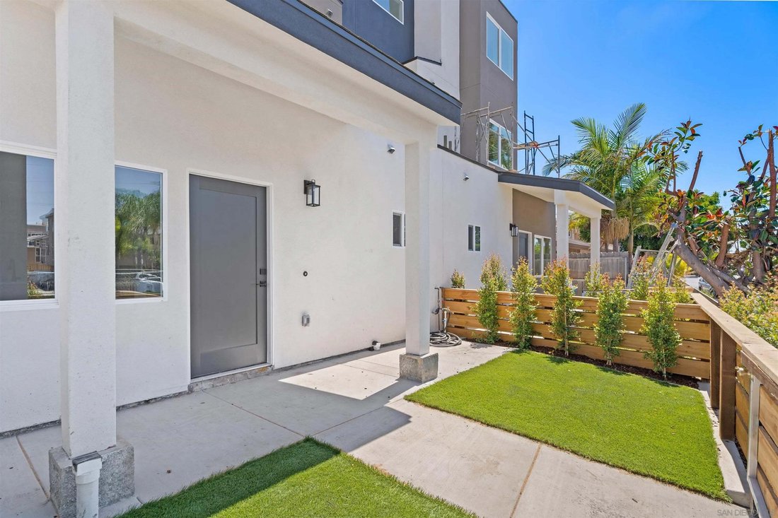 San Diego, California, United States 3 - 19097179