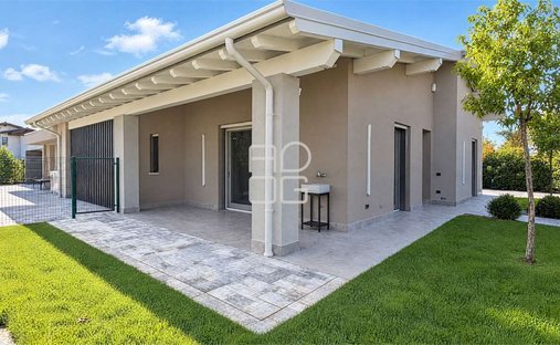 Villa en San Martino della Battaglia, Desenzano del Garda, Lombardía 1