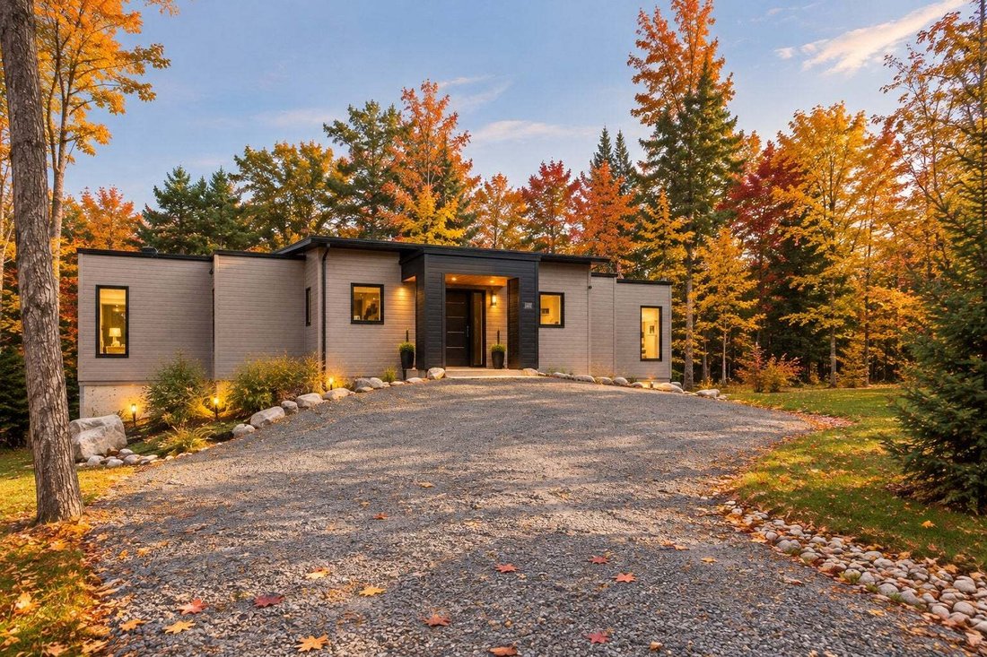 Casa a La Conception, Québec, Canada 2 - 18728220