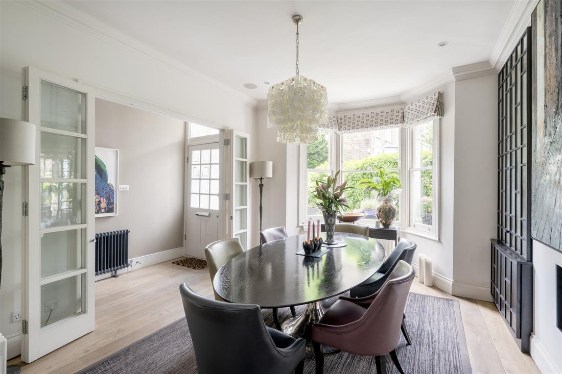 House in Barons Court, Hammersmith and Fulham, England 2 - 19094768