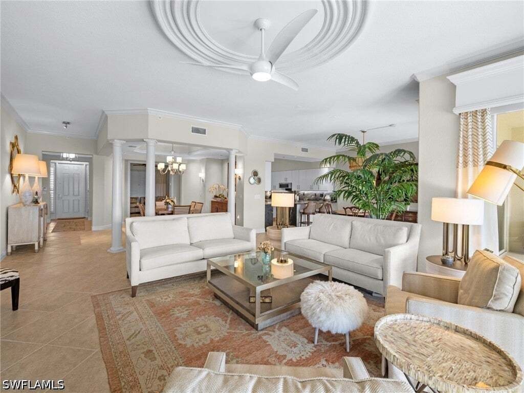 Condo in Naples, Florida, United States 3 - 19096597