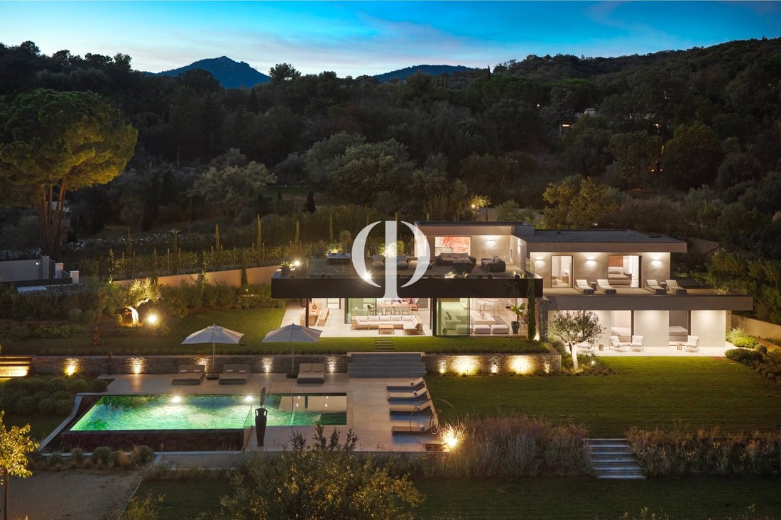 Maison à Grimaud, Provence-Alpes-Côte d'Azur, France 1 - 19097694