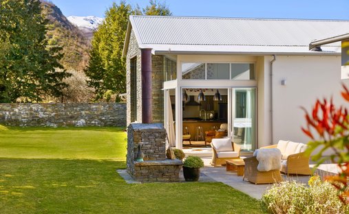 House in Arrowtown, Otago, New Zealand 1