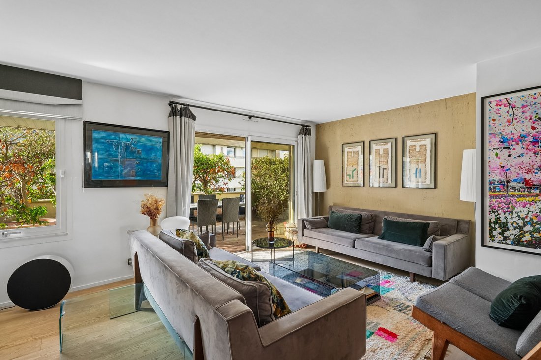 Apartment in Bois de Boulogne, Paris 16e Arrondissement, Paris 4 - 19099632