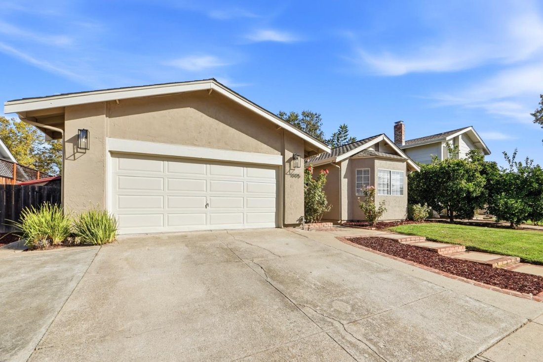 House in Gilroy, California, United States 3 - 19099477