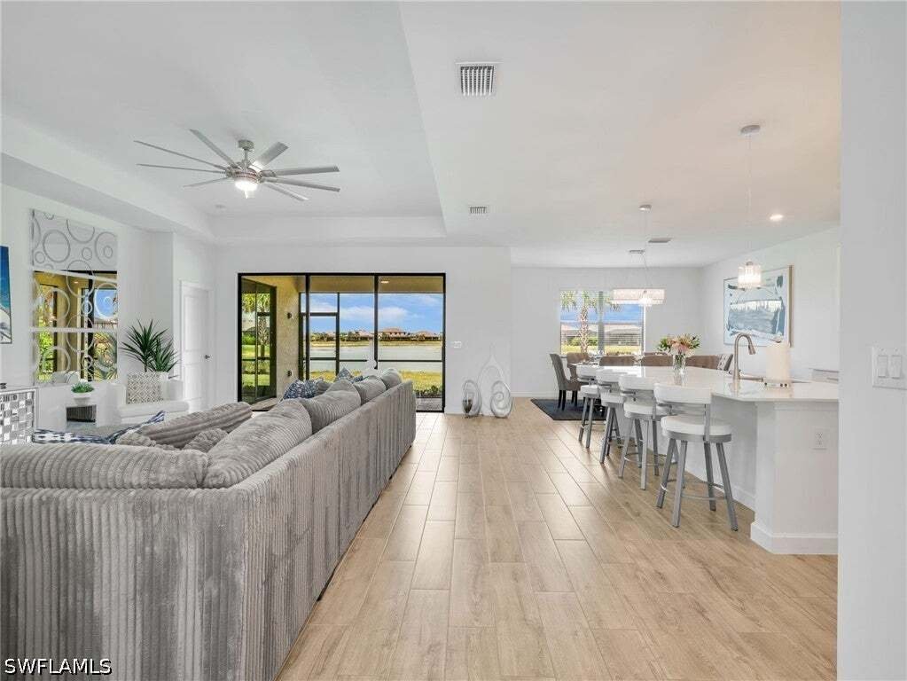 Casa en Estero, Florida, Estados Unidos 4 - 19099293