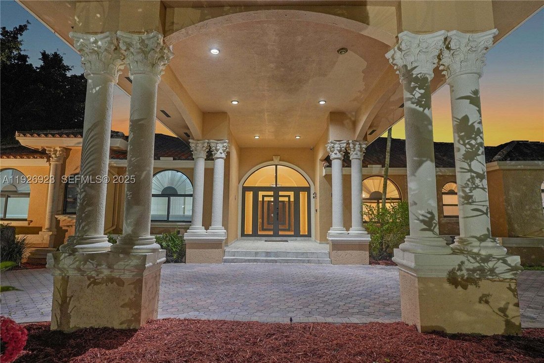 Casa a Miami, Florida, Stati Uniti 3 - 18637804