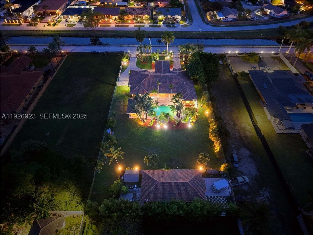 Casa a Miami, Florida, Stati Uniti 5 - 18637804