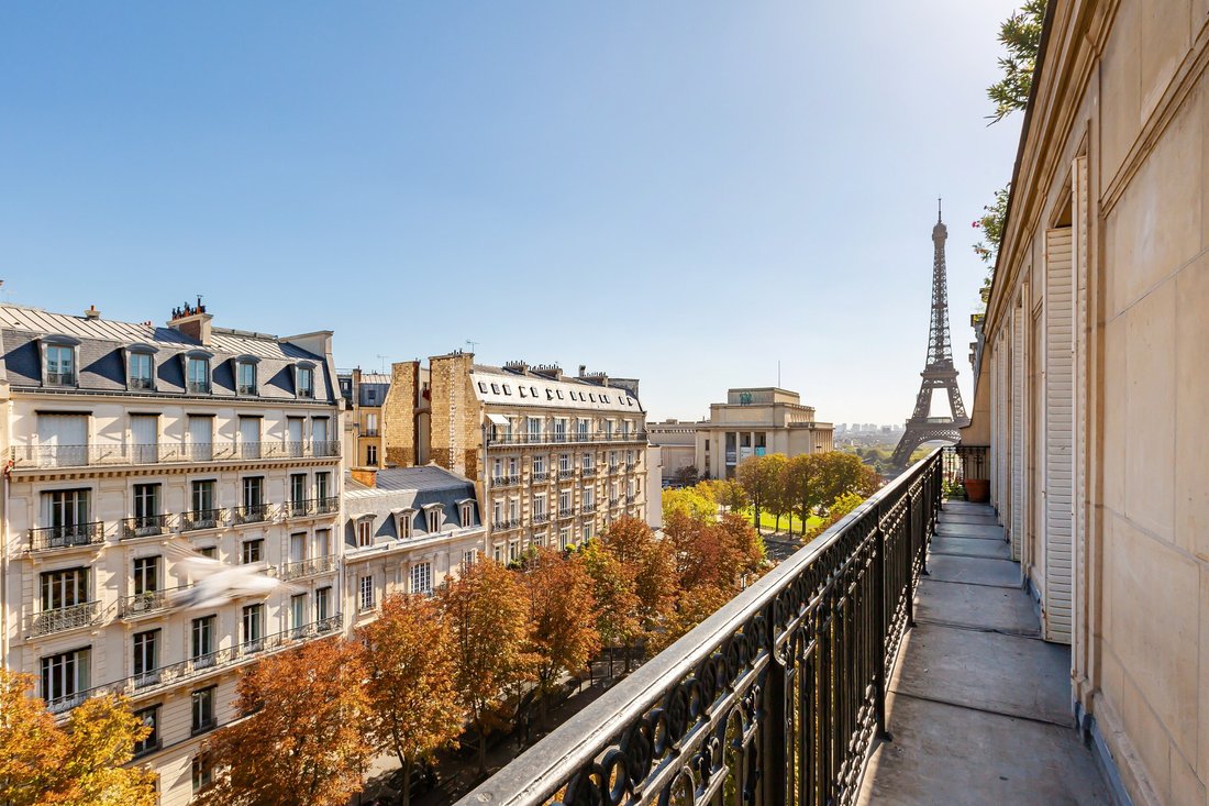 Apartment in Bois de Boulogne, Paris 16e Arrondissement, Paris 4 - 19099668