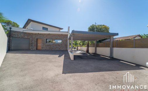 Villa in Saint-Aunes, Occitania, France 1