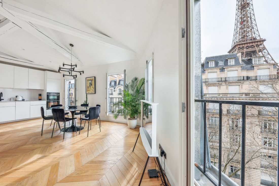 Apartment in Invalides, Paris 7e Arrondissement, Paris 4 - 19099638